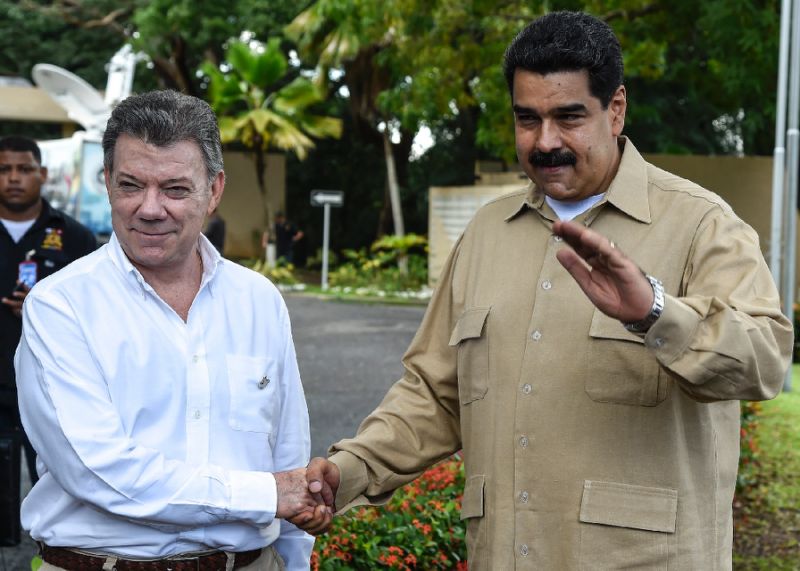 presidentsofvenezuelaandcolombiaannouncetoopenthebordertoday